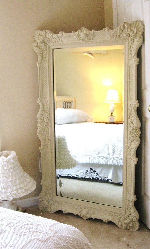 Spiegel in slaapkamer —